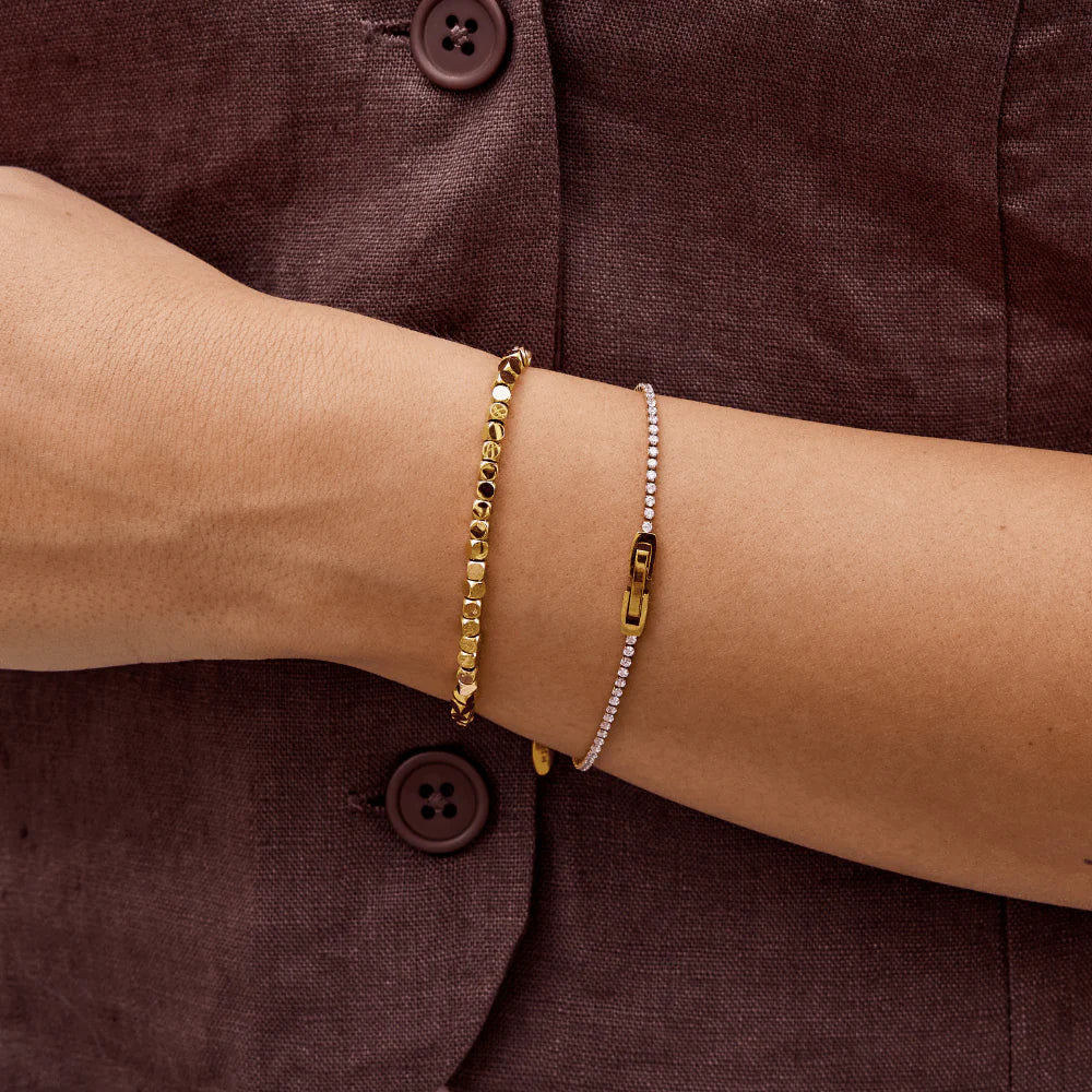 BEAUTIFUL EARTH - LEXI 18K GOLD CUBE BRACELET