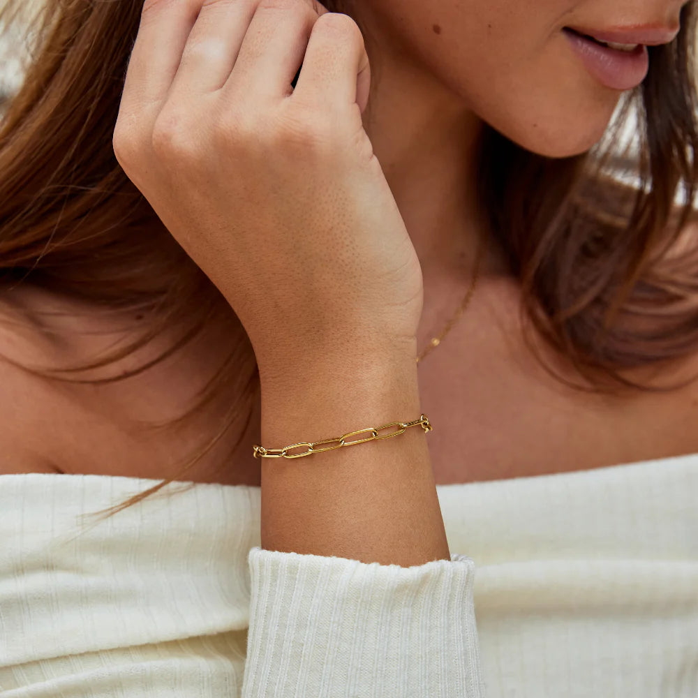 BEAUTIFUL EARTH - PAPERCLIP GOLD BRACELET