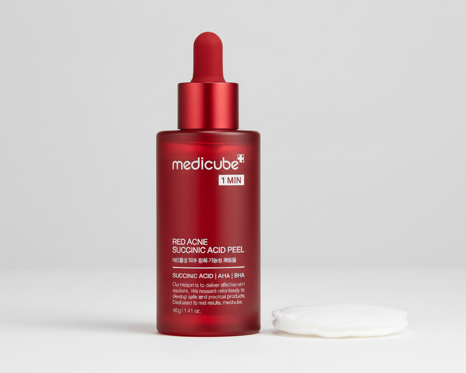 MEDICUBE - Red Succinic Acid Peel - 40ML
