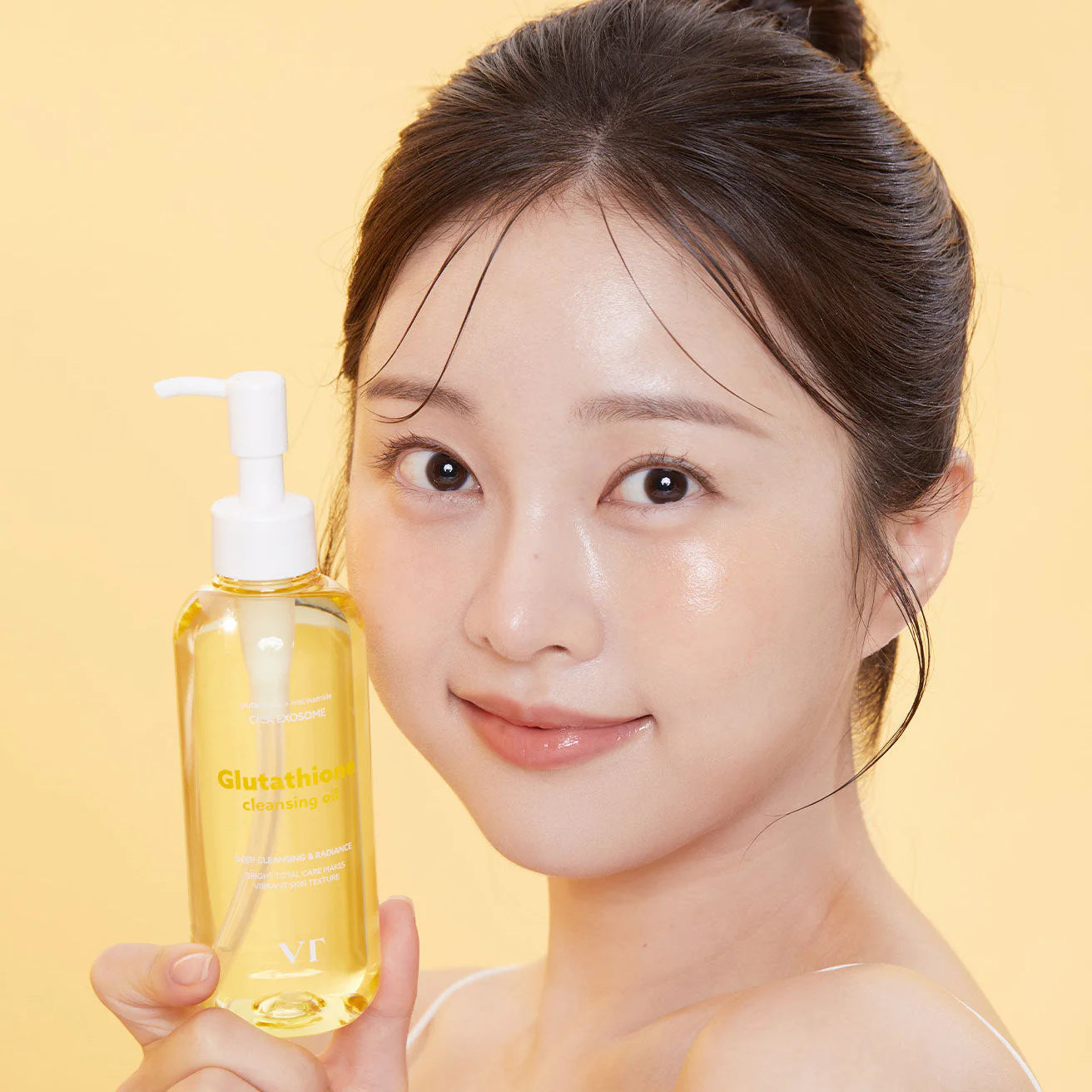 VT COSMETICS - Glutathione Glow Cleansing Oil - 200ML