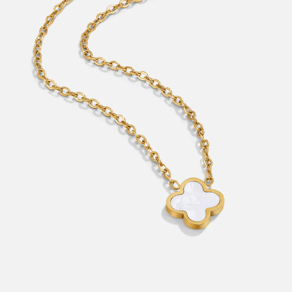BEAUTIFUL EARTH - WHITE CLOVER NECKLACE
