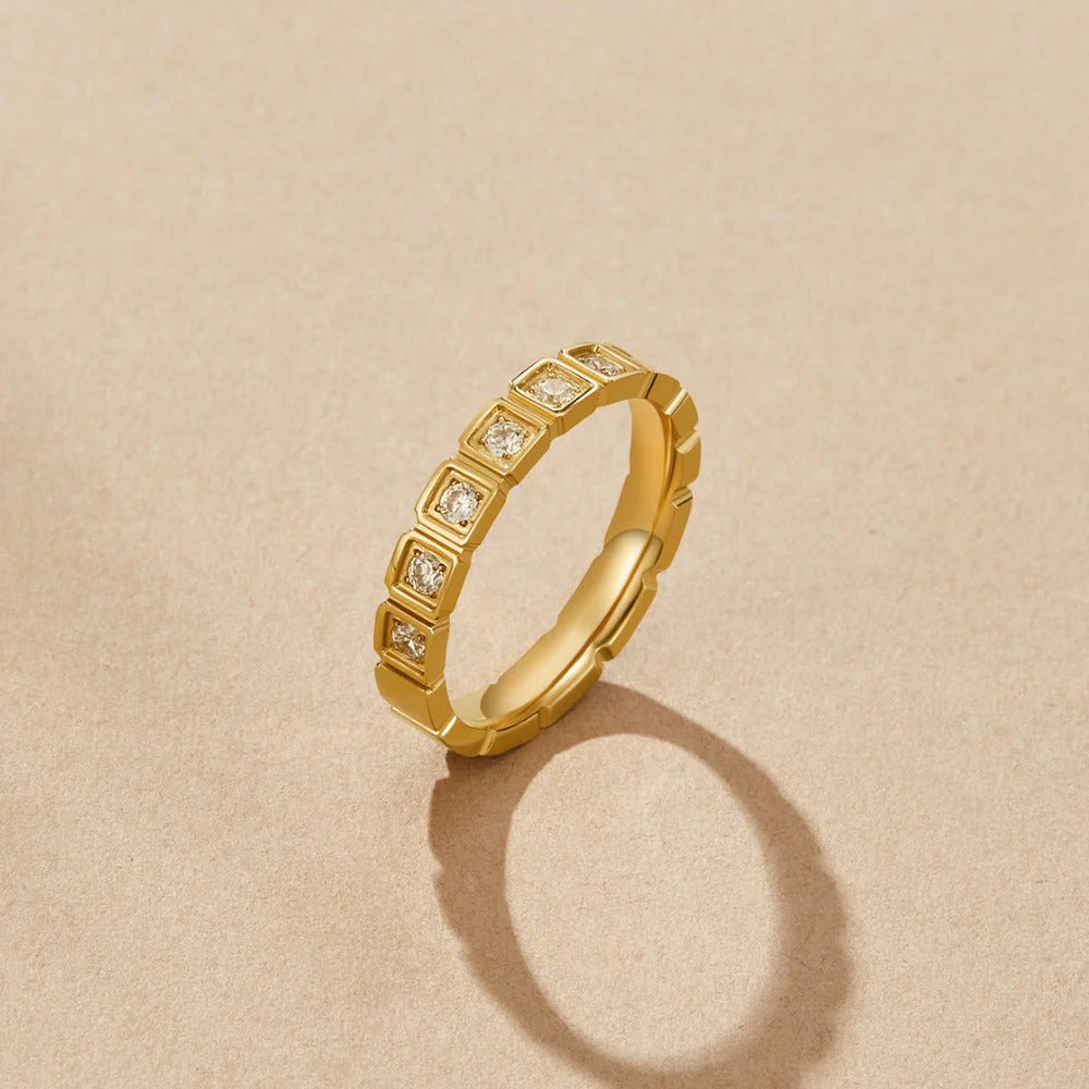 BEAUTIFUL EARTH - HERA GOLD CRYSTAL RING - SIZE 8