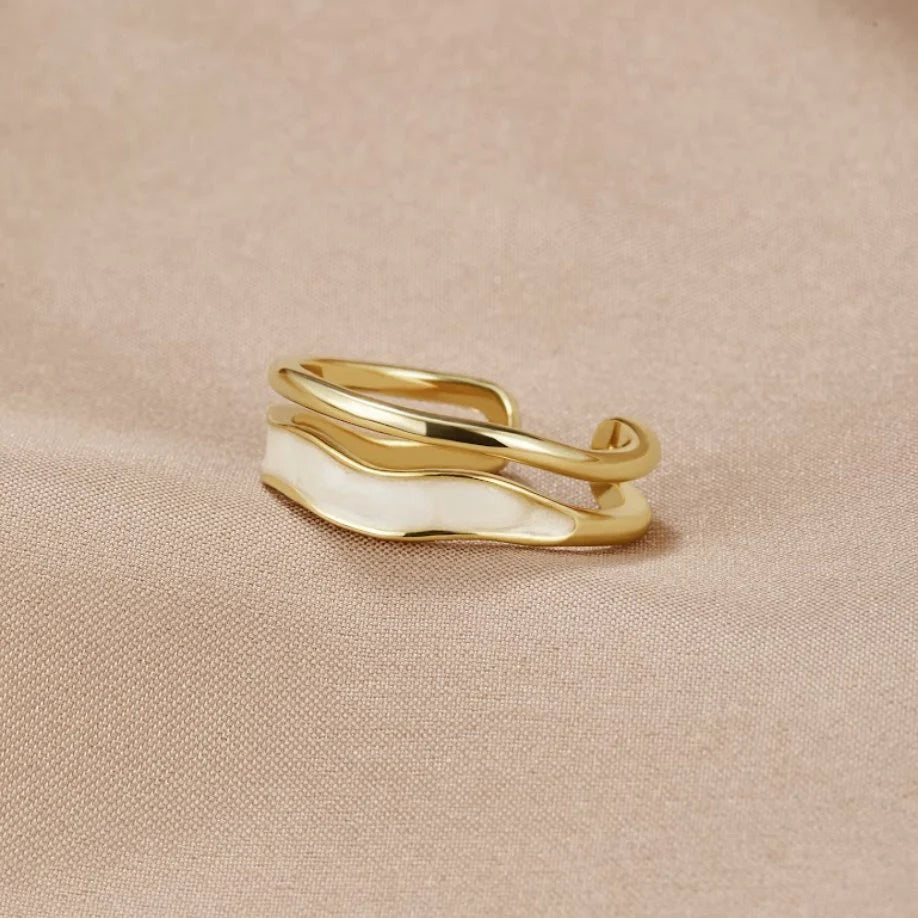 BEAUTIFUL EARTH - WHITE ENAMEL WAVE & GOLD OPEN BAND RING - SIZE 8