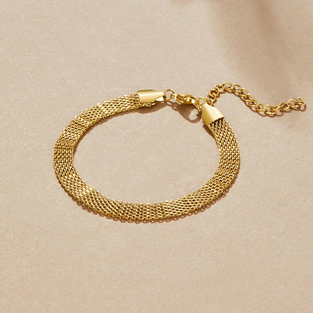 BEAUTIFUL EARTH - MOLLY GOLD MESH CHAIN BRACELET